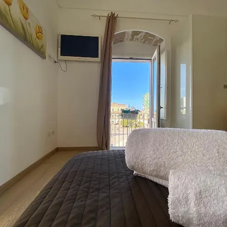 Bed & Breakfast Plaza 2*