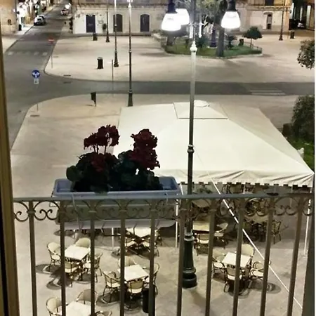 Plaza Bed & Breakfast 2*